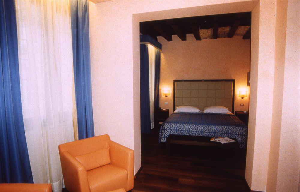 Palazzo Selvadego Hotel Venice Exterior photo